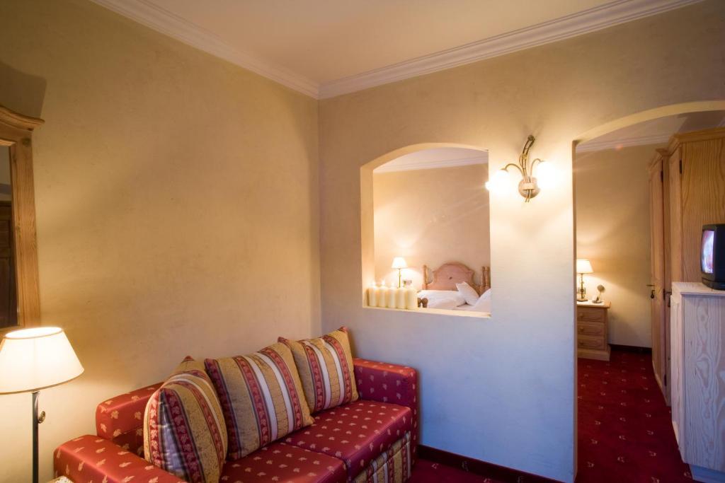 Kristallhotel Corona-Krone St. Vigil Zimmer foto
